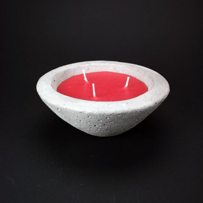 Coupelle bougie rouge 3 mèches à la cannelle 18cm