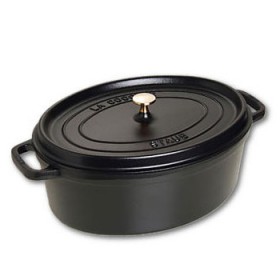 Oval cast iron cocotte 14.5" / 37 cm - black